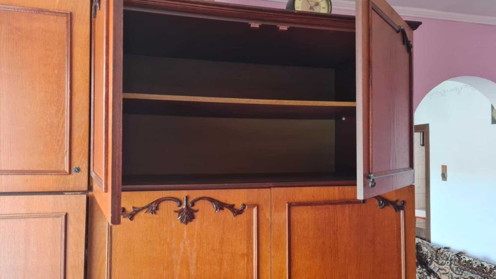 Спальня, спальний комплект меблів. Опис та розміри нижче