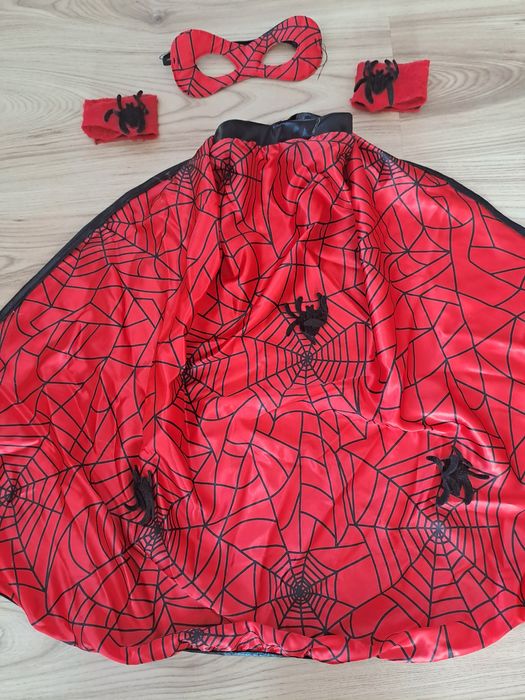 Strój Spider Mana na Halloween, bal przebierańców