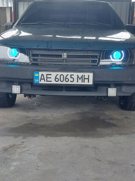 Установка линз на авто.полирока фар