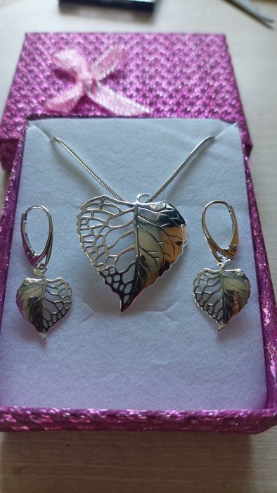 Komplet biżuterii srebrnej