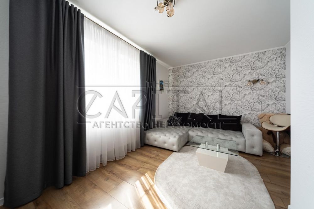 Оренда будинку 270 м2 (закрите КМ) в Крюківщині