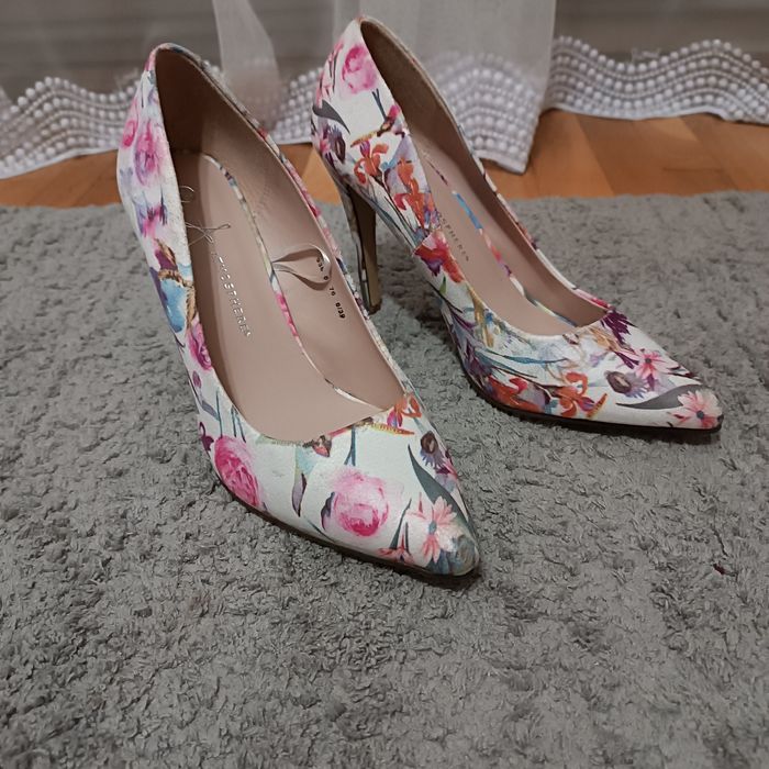 Туфлі Atmosphere