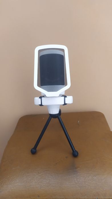 USB-микрофон Fifine A6TW.