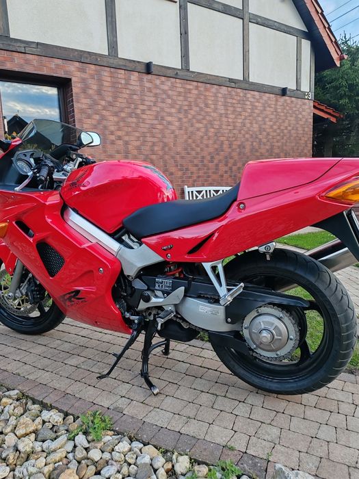 Honda vfr 800fi super stan