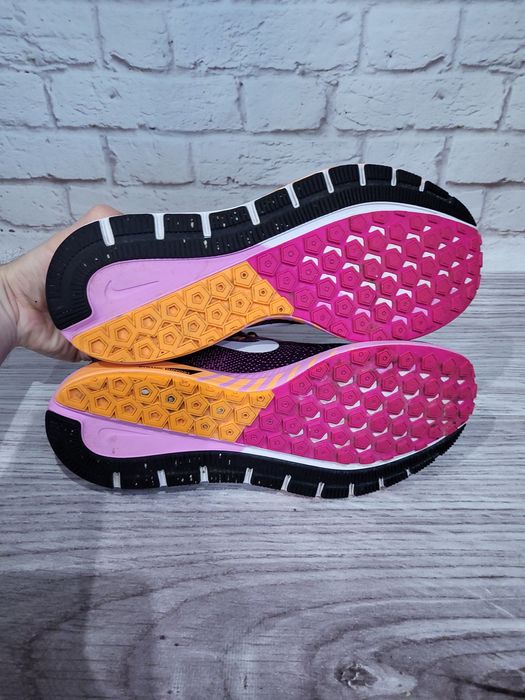 Кросівки Nike Zoom Structure 20