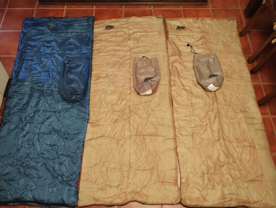 CAMPISMO – TENDA GRANDE, BANCOS, SACOS CAMA E OUTROS