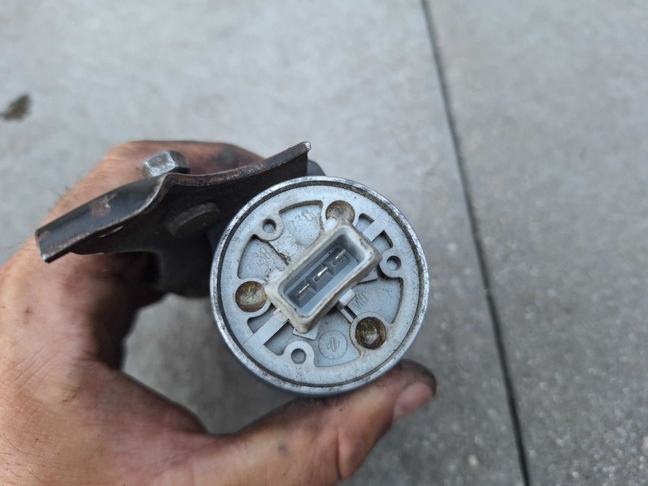 Silnik krokowy regulator biegu jałowego silniki BMW M50 M52 M54