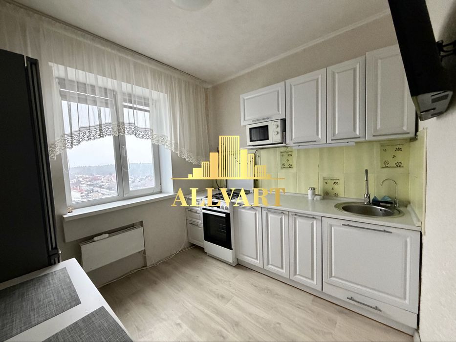 Продаж 3 кім квартири з ремонтом вул.Путивльська, метро Лісова