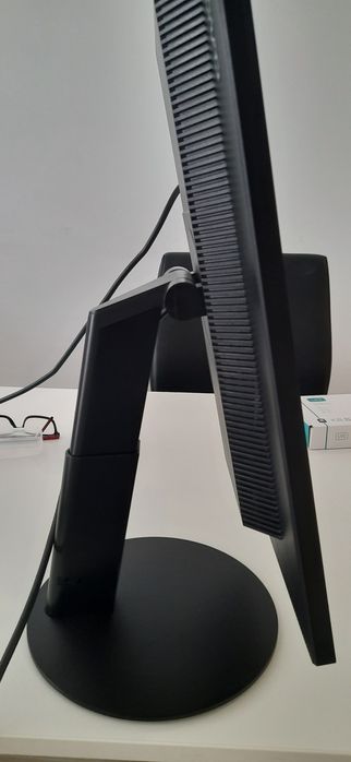 NF.18  Monitor Lenovo ThinkVision T22V-10 Preto|22|Full-HD|IPS|HDMI+VGA+DP