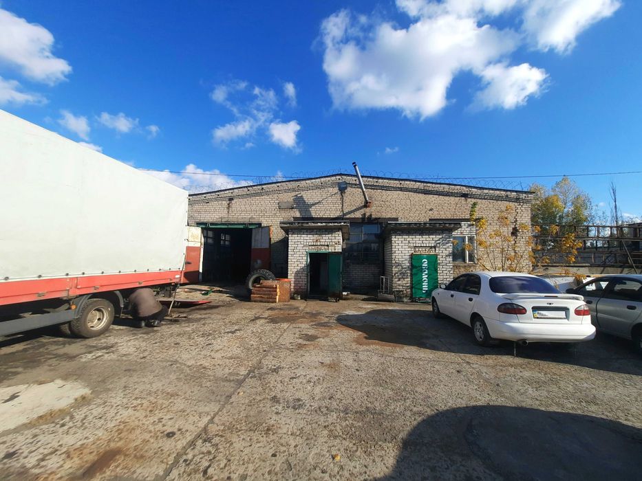 Оренда виробничо-складського приміщення, відкрита рампа, залізн. гілка