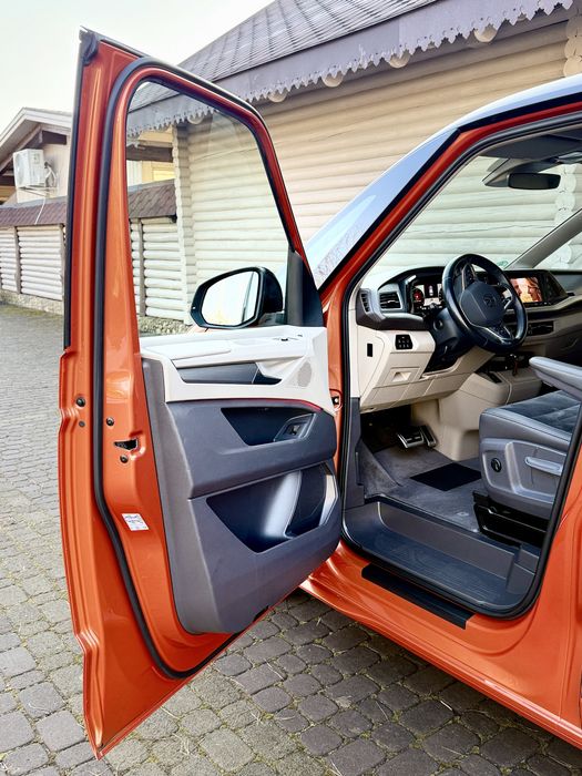 Продам VW MULTIVAN T-7 2022