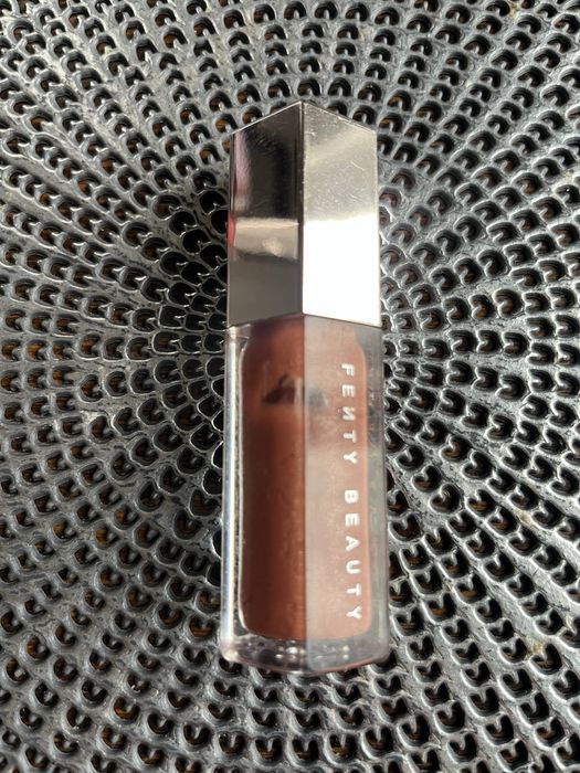 Fenty Beauty Gloss Bomb Fenty Glow
