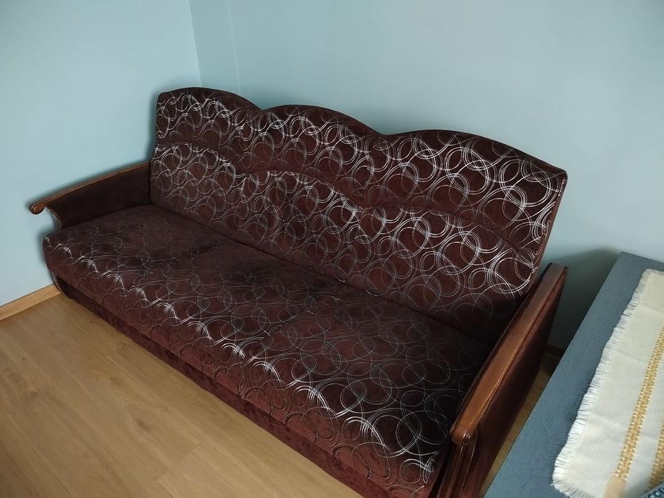 Łóżko kanapa 2 osobowa wersalka brązowa srebrne wzorki