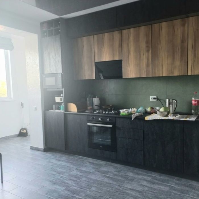 М.Хол.Гора, продам 2ух комн.кв.,Новострой с автоном.отоплением,Hg11