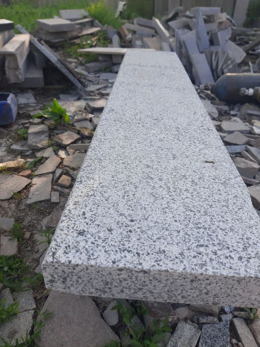 Бруківка пиляна ,термооброблена.