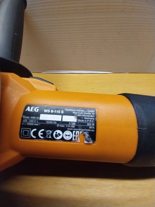 Rebarbadora AEG de acabamentos 115mm 800W