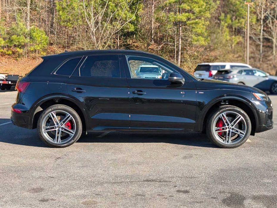 Audi Q5 e quattro S line Prem Pl 55 TFSI      2024