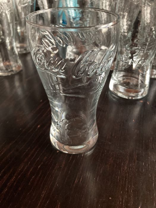 9 Szklanek Coca Cola!