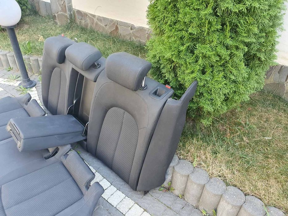 Продам комплект сидінь Aydi a6 с7