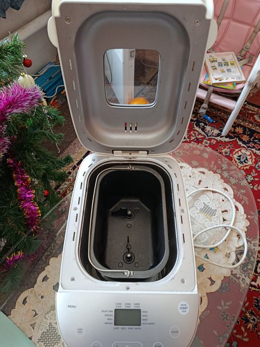 Хлебопечка Gorenje BM1600WG