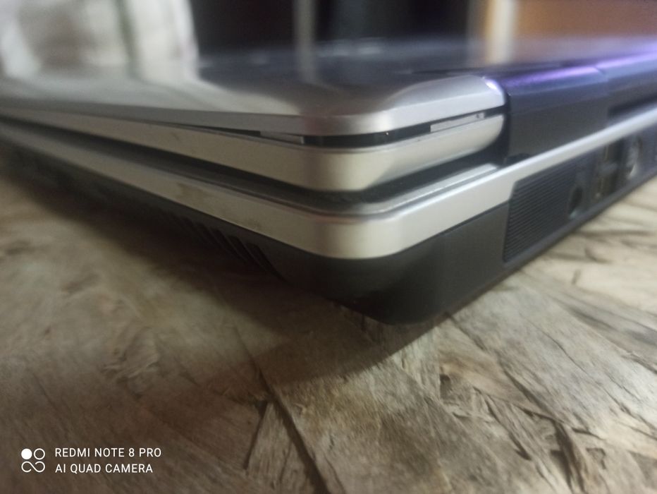 Ноутбук asus a8j