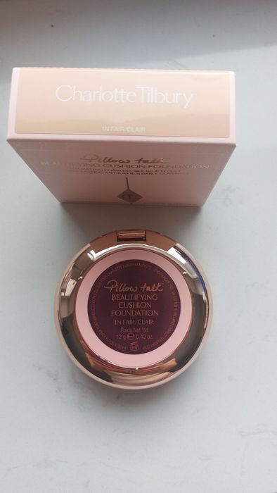 Charlotte Tilbury Pillow Talk Beautifying Cushion Foundation