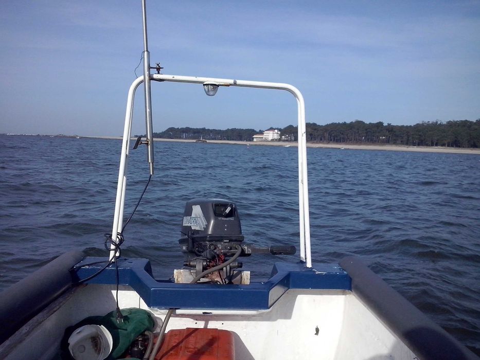 Barco OBE & CARMEN 470 (recreio / pesca local)