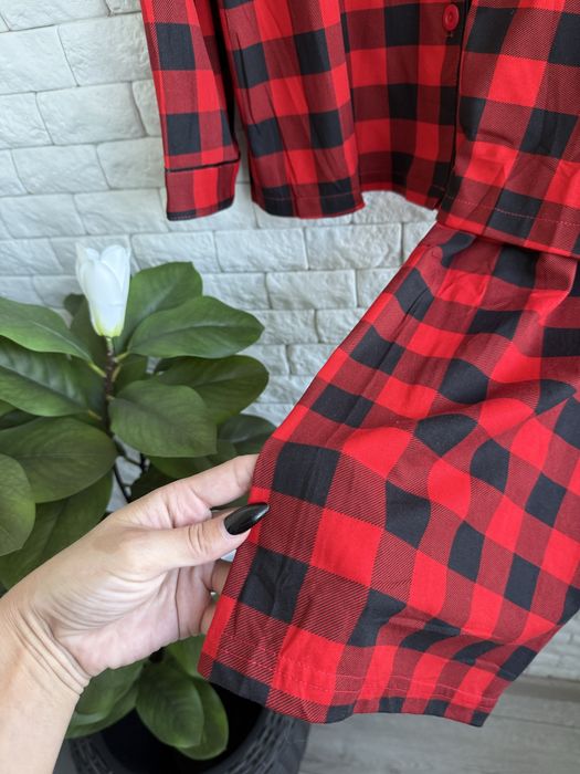 Жіноча піжама в клітинку оверсайз з широкими штанами. Пижама в клетку