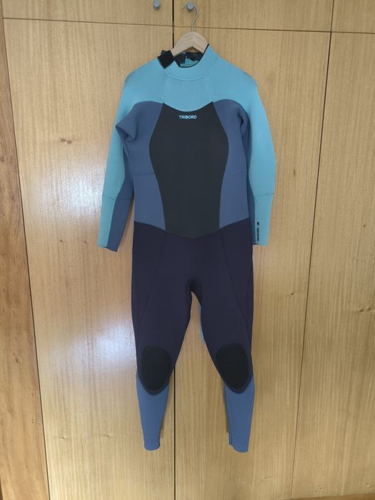 Fato de Surf Feminino - Gratuitamente