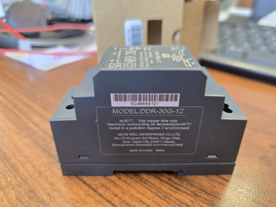 DDR-30G-12 przetwornica DC/DC na szynę DIN 30W wyj 12V Well Zasilacz