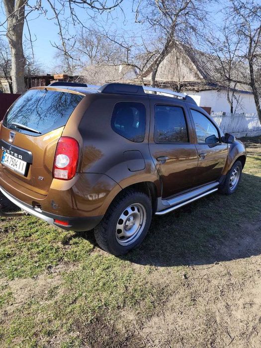 Авто Dacia duster.
