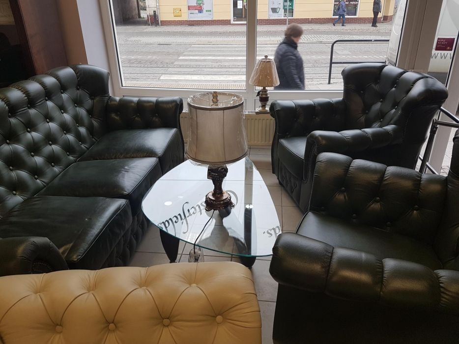 Chesterfield Robert Graham 3+2+1