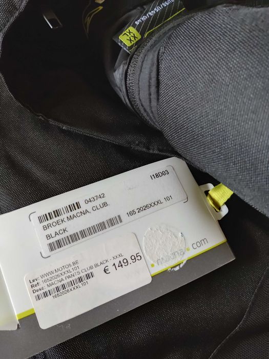 Calças Macna Mota/Motard Pretas 3XL Novas