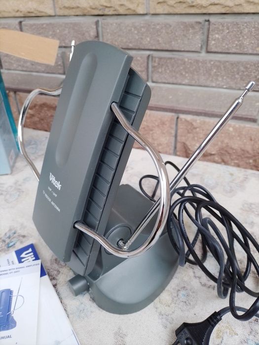 Телевизионная антенна новая Vitek