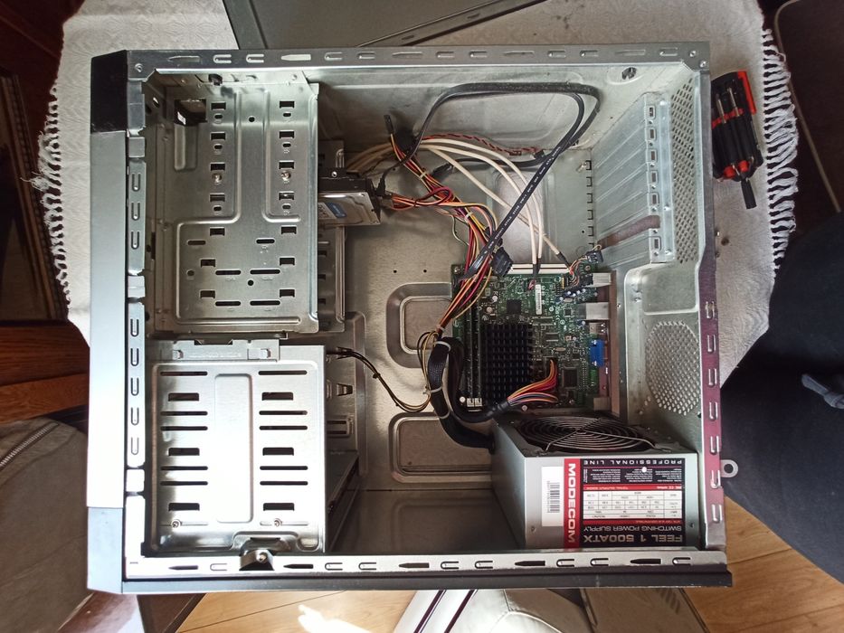 Komputer stacjonarny