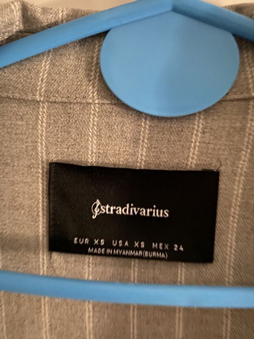 Blazer Senhora Stradivarius Novo