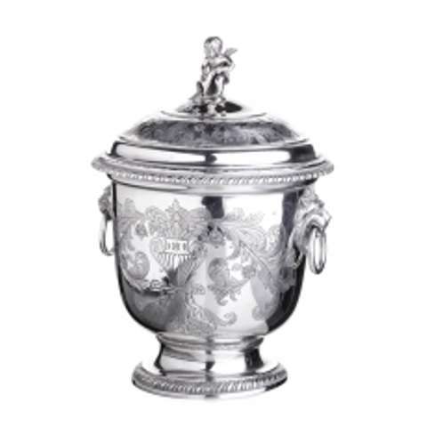 Pote com tampa em Prata Portuguesa