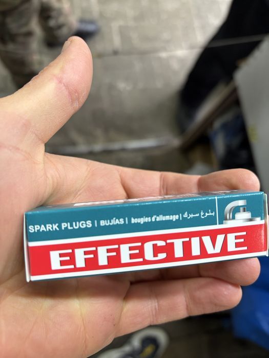 Свеча на генератор  F6TC. TORCH