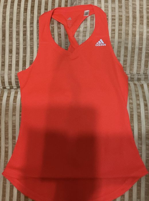 Adidas спортивна майка