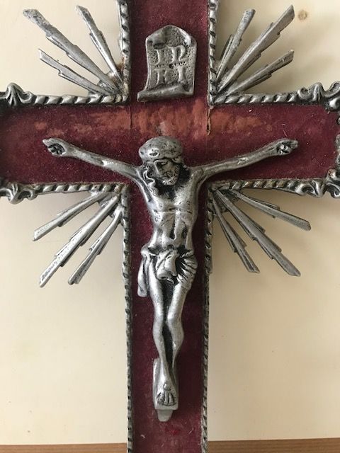 Cristo antigos em metal