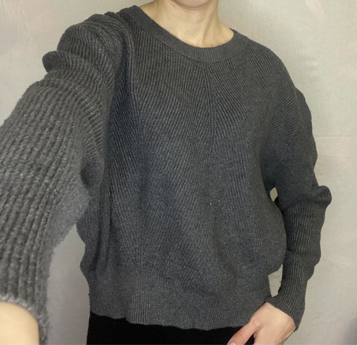 Светр бренду ZARA