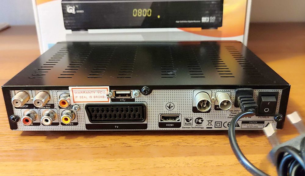 Тюнер Спутниковый GI S-2038 + IPTV, есть слот CI для модулей