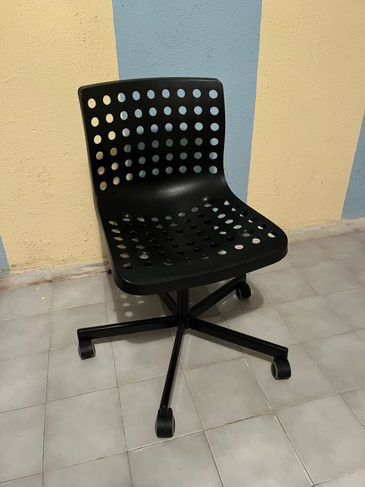 Cadeira giratória Ikea