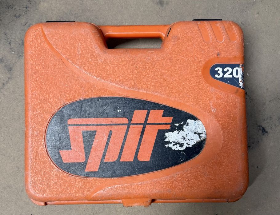 Martelo Perfurador SPIT 320 — SDS-Plus, com mala