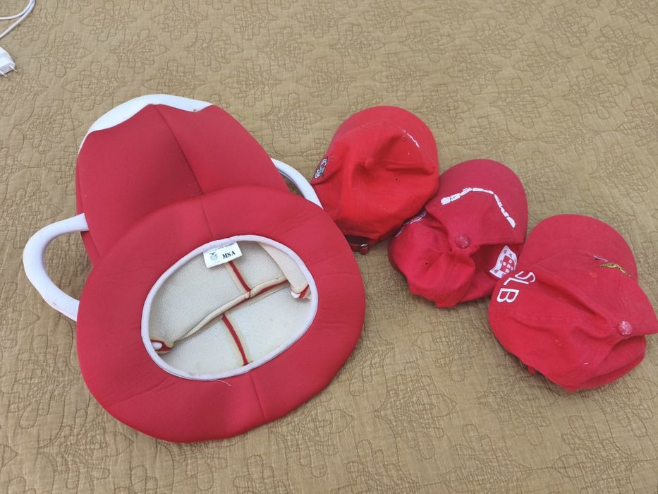 Chapéus do Benfica