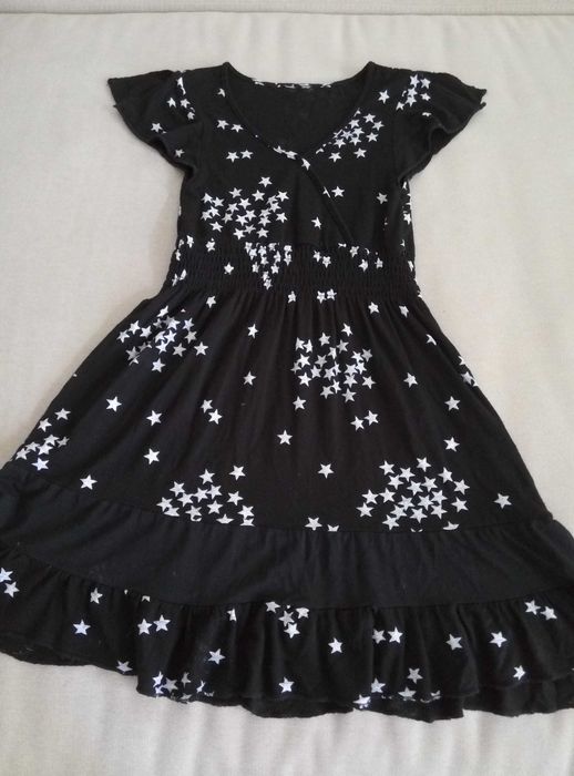 Летнее платье Primark из легкого трикотажа на девочку 6-7 лет