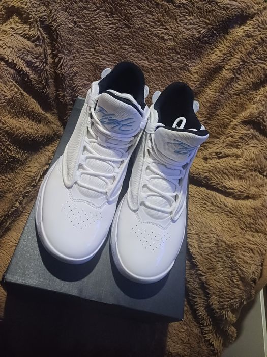 Jordan Max Aura 4 42,5 (novos)