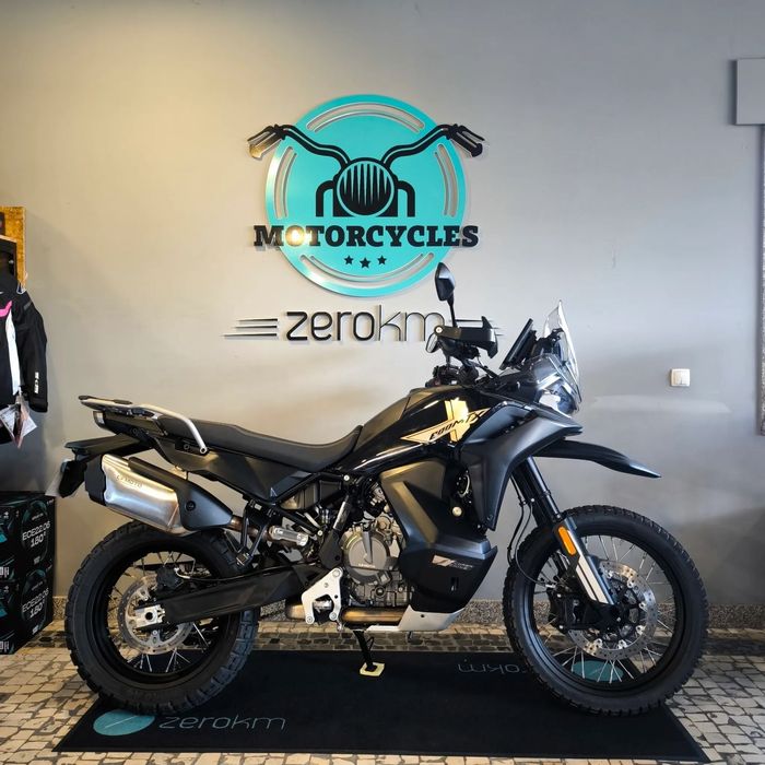 CF Moto 800MT-X CF MOTO 800MT-X