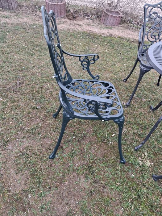 Krxesla, stół, aluminiowe