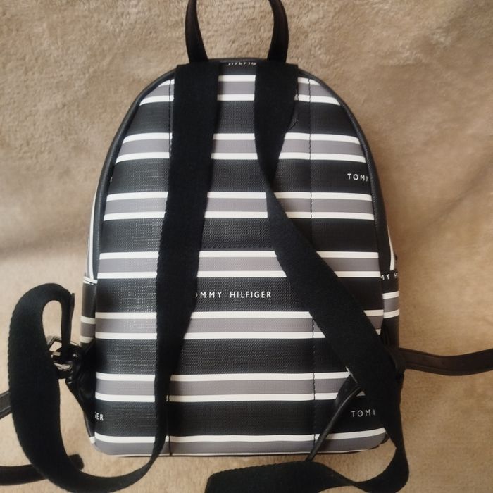 Женский рюкзак Tommy Hilfiger. Фирменный.